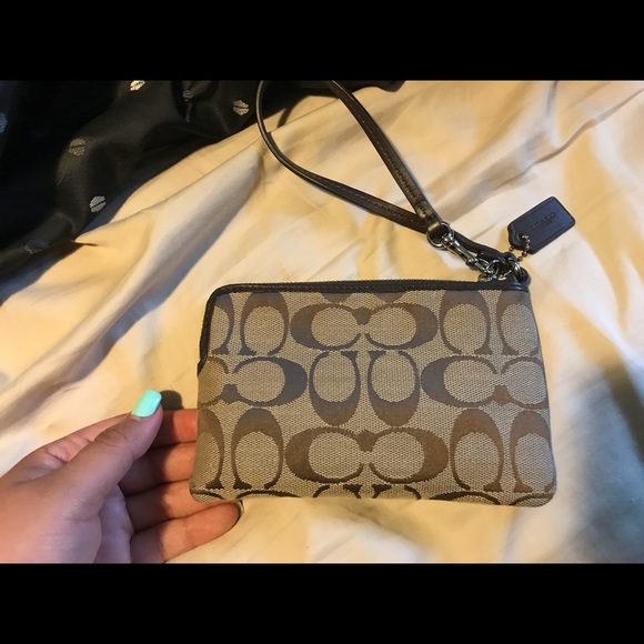Coach Wallet - Picture 4 of 5